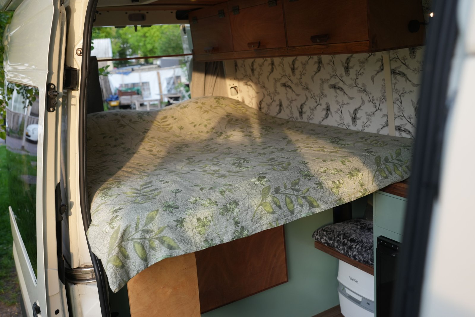 Horizon off-grid campervan exterior detail