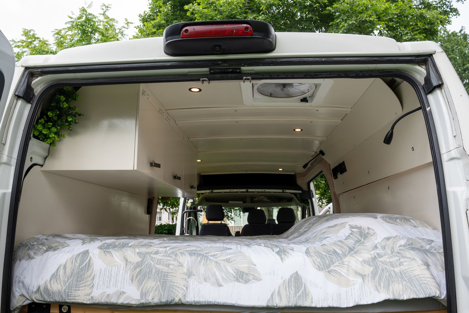 Zonnewijzer campervan atmosphere